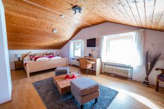 MM-Ferienwohnungen-Mittenwald_Geigenbauer_29.jpg